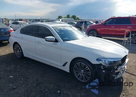 2019 BMW 530I xDrive z USA, uszkodzony, nr VIN WBAJA7C50KWW17686